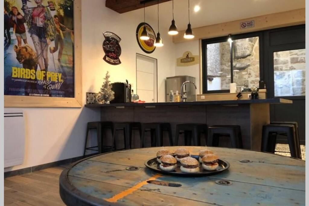 Laon : « Suite Privee Au Pied De La Cathedrale » מראה חיצוני תמונה